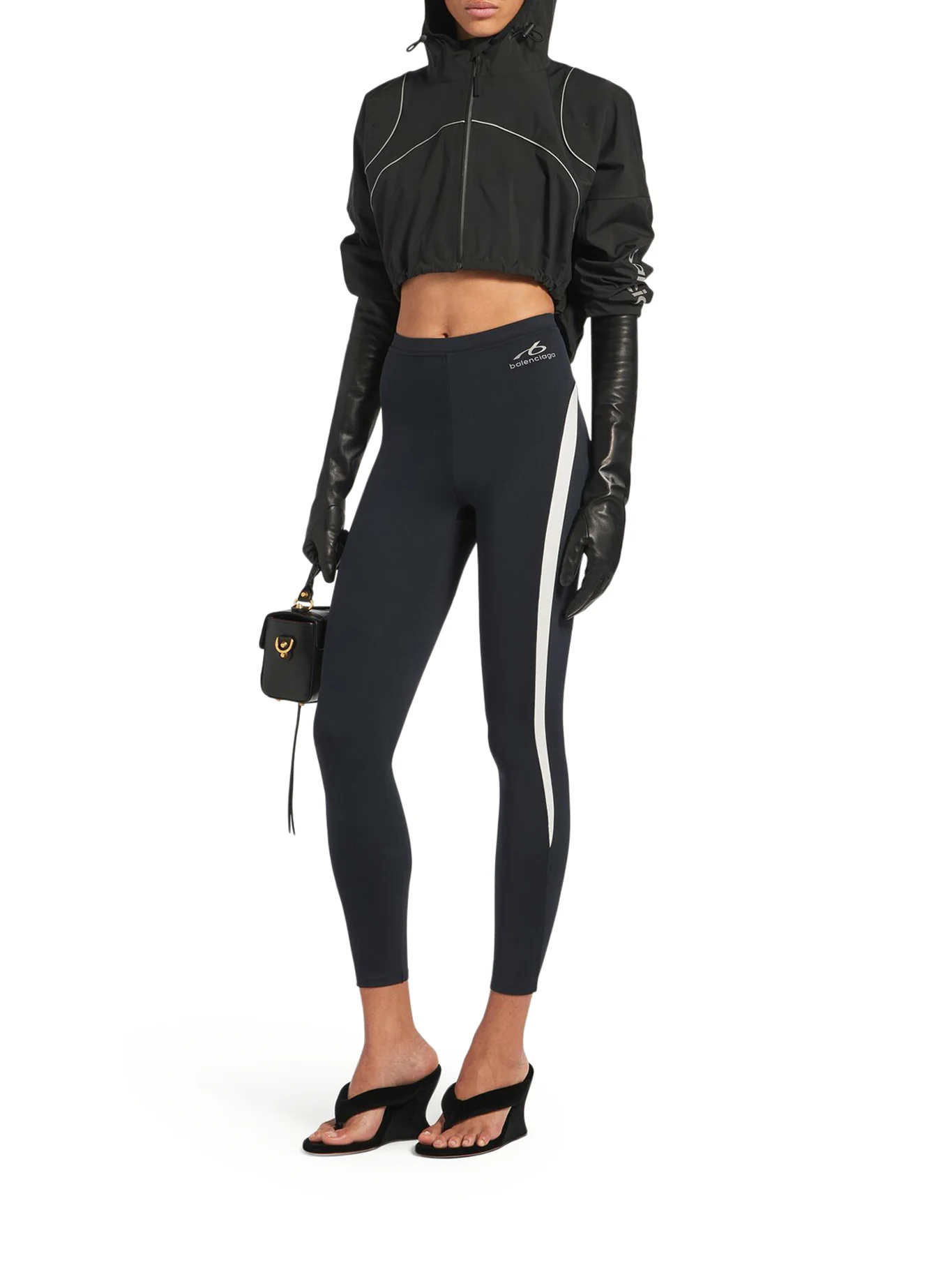 TECHWEAR CROPPED JACKET IN BLACK - Image 2