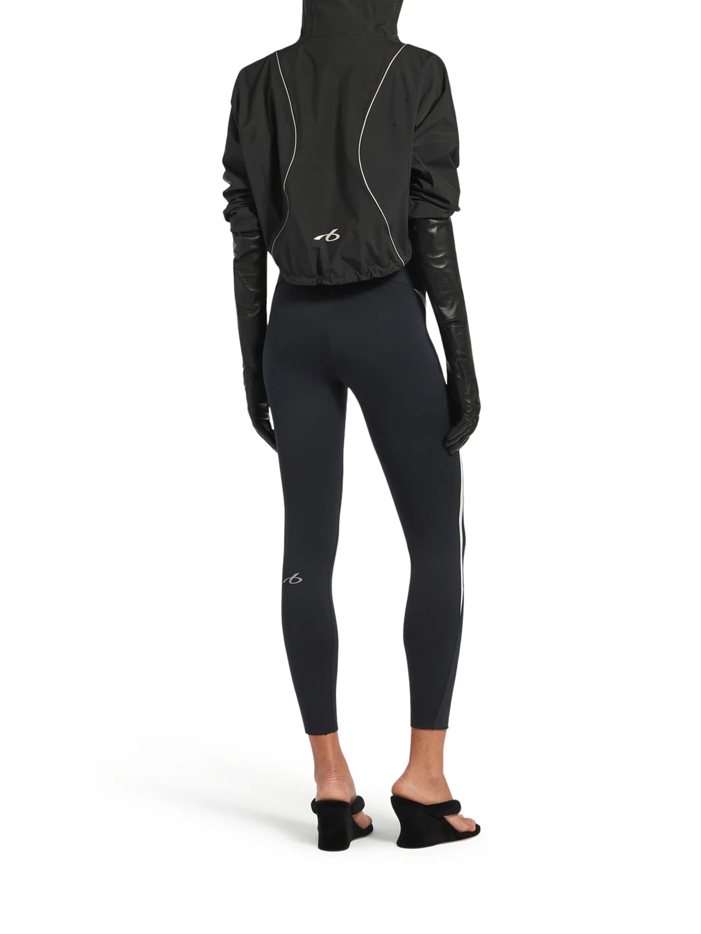 TECHWEAR CROPPED JACKET IN BLACK - Image 4