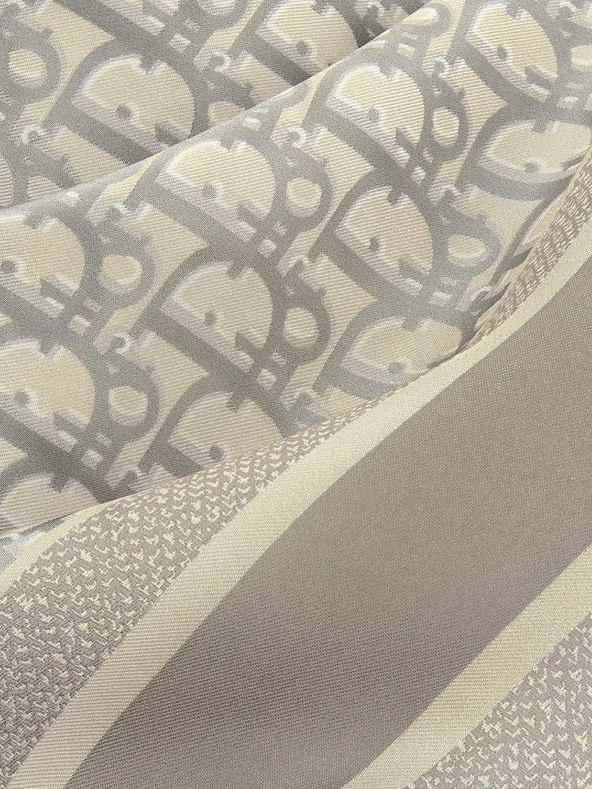 DIOR OBLIQUE SQUARE SCARF - Image 2