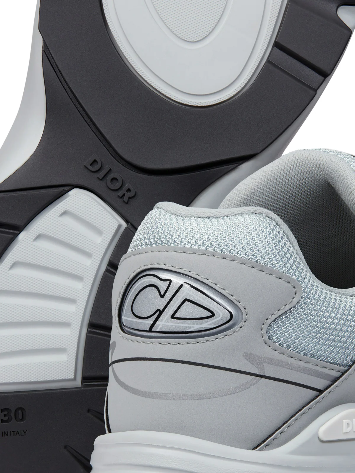 Mesh and gray Dior technical fabric - Image 7