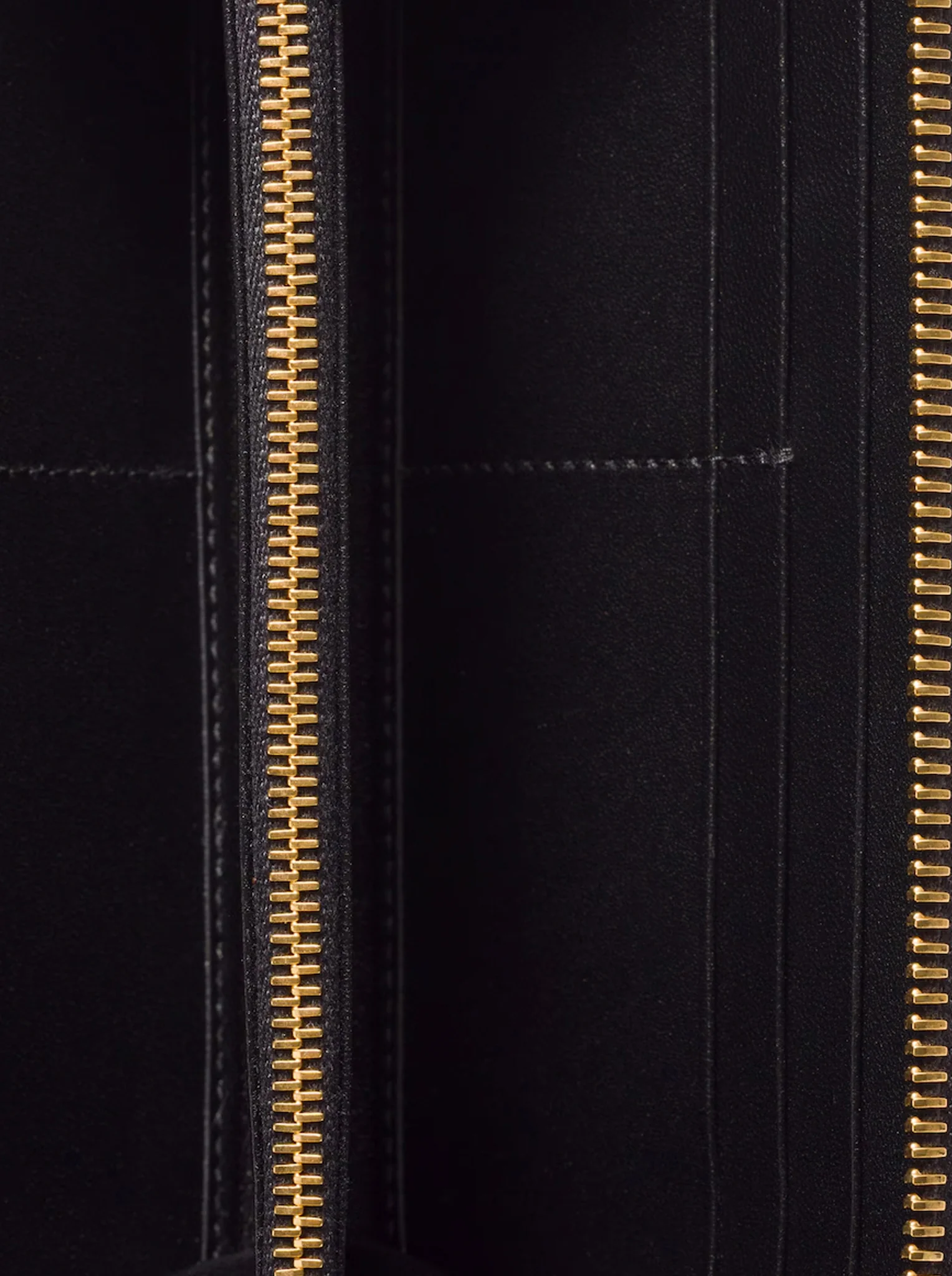 LARGE NAPPA MATELASSE WALLET - Image 4